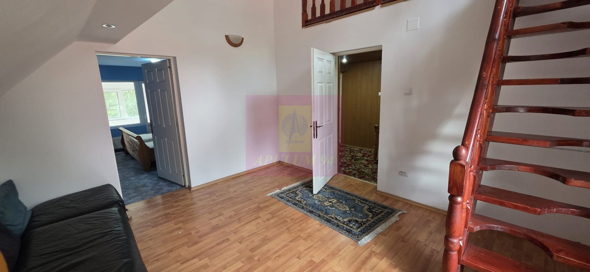 Cabana de vânzare în Bușteni – vedere spre Caraiman și 650 mp de teren - imaginea 18