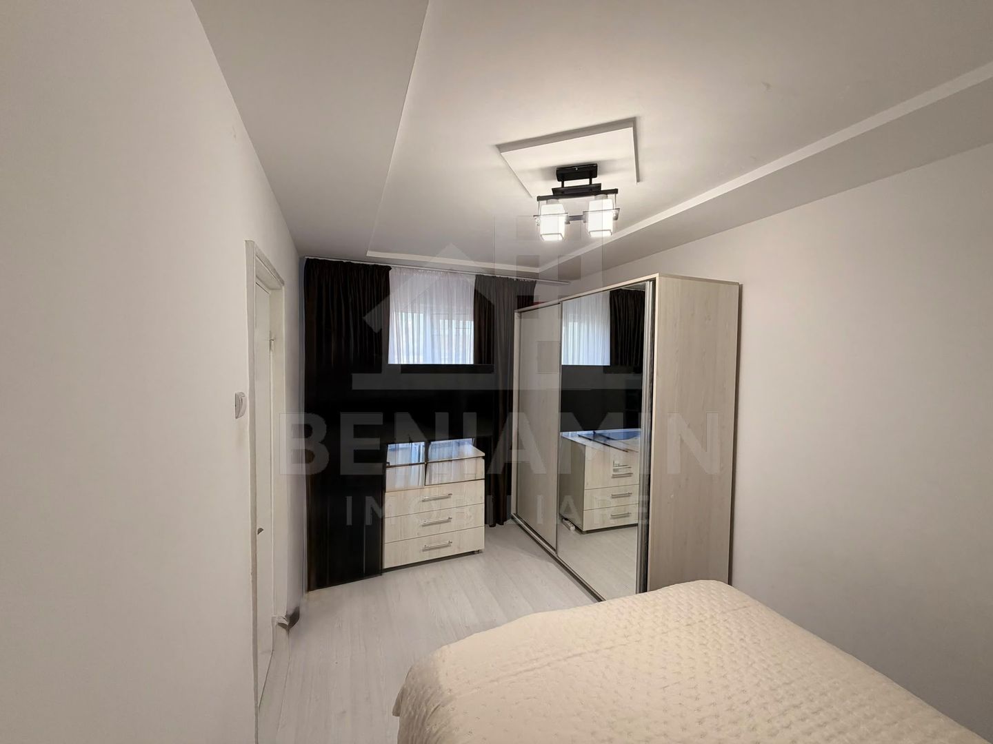 3 camere Valea Rosie Scoala 29 avand 45MP - imaginea 4