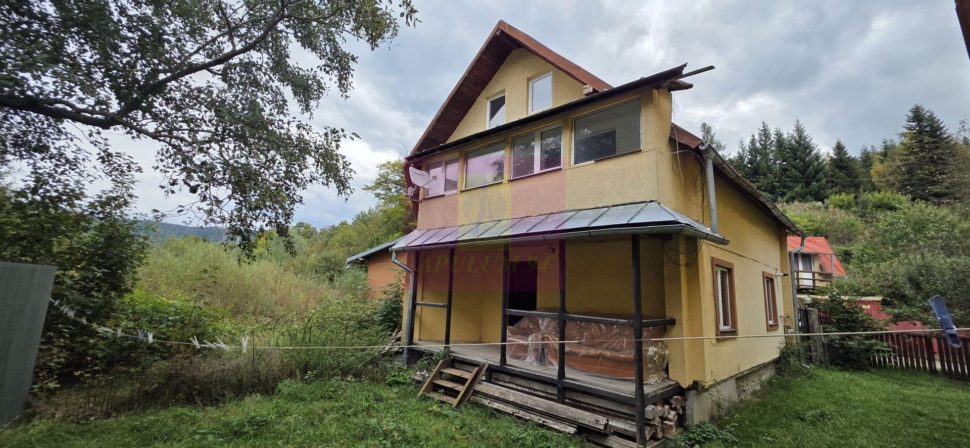 Cabana de vânzare în Bușteni – vedere spre Caraiman și 650 mp de teren - imaginea 3
