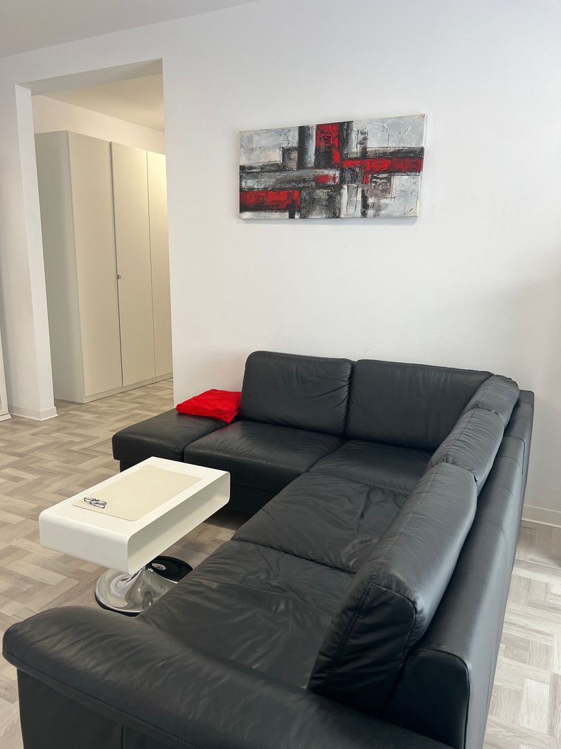 Apartament 3 camere | Prima închiriere | 72 mp utili + balcon 13 mp | - imaginea 8