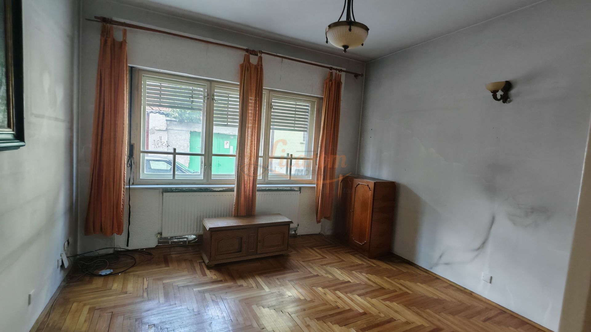 Casa PRETABILA DESTINATIE COMERCIALA,Brasovul Vechi,P+E, 3 cam - imaginea 5