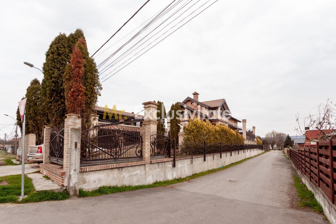 Casa in stil italian - Ștefănești, Argeș-REZIDENTIAL sau AFACEREA DUMNEAVOASTRA - imaginea 9