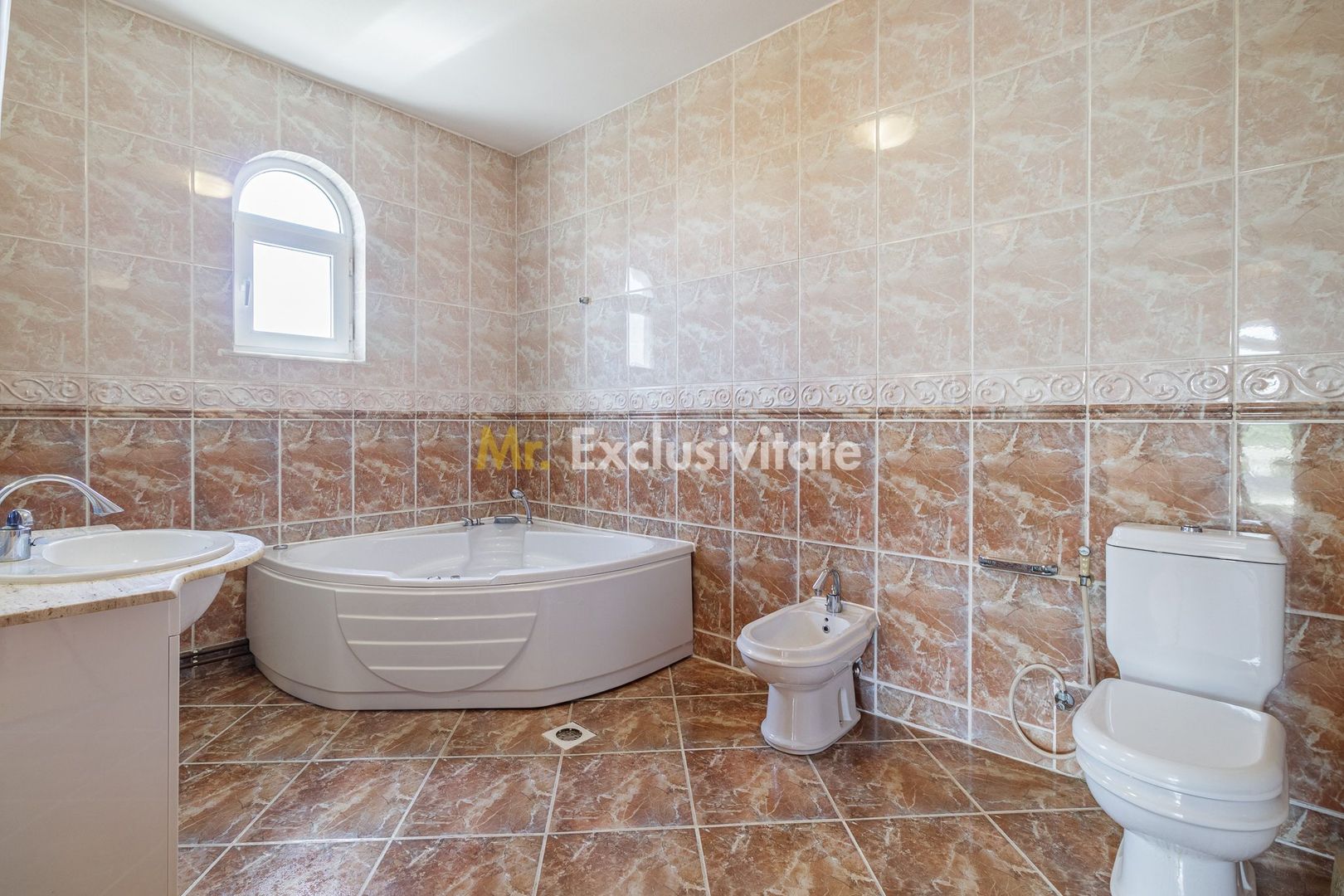 Domeniu privat 5.000 mp, cu reședință de 625 mp și piscină, Corbeanca - imaginea 30