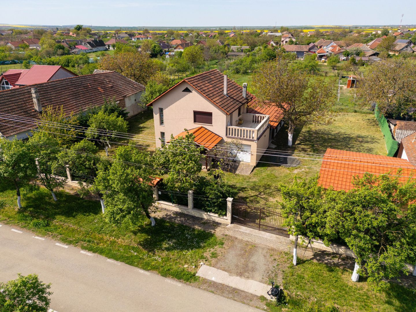 Imagine 4 - Vanzare Casa Noua Independenta Energetic în Stil Italian – Paulis