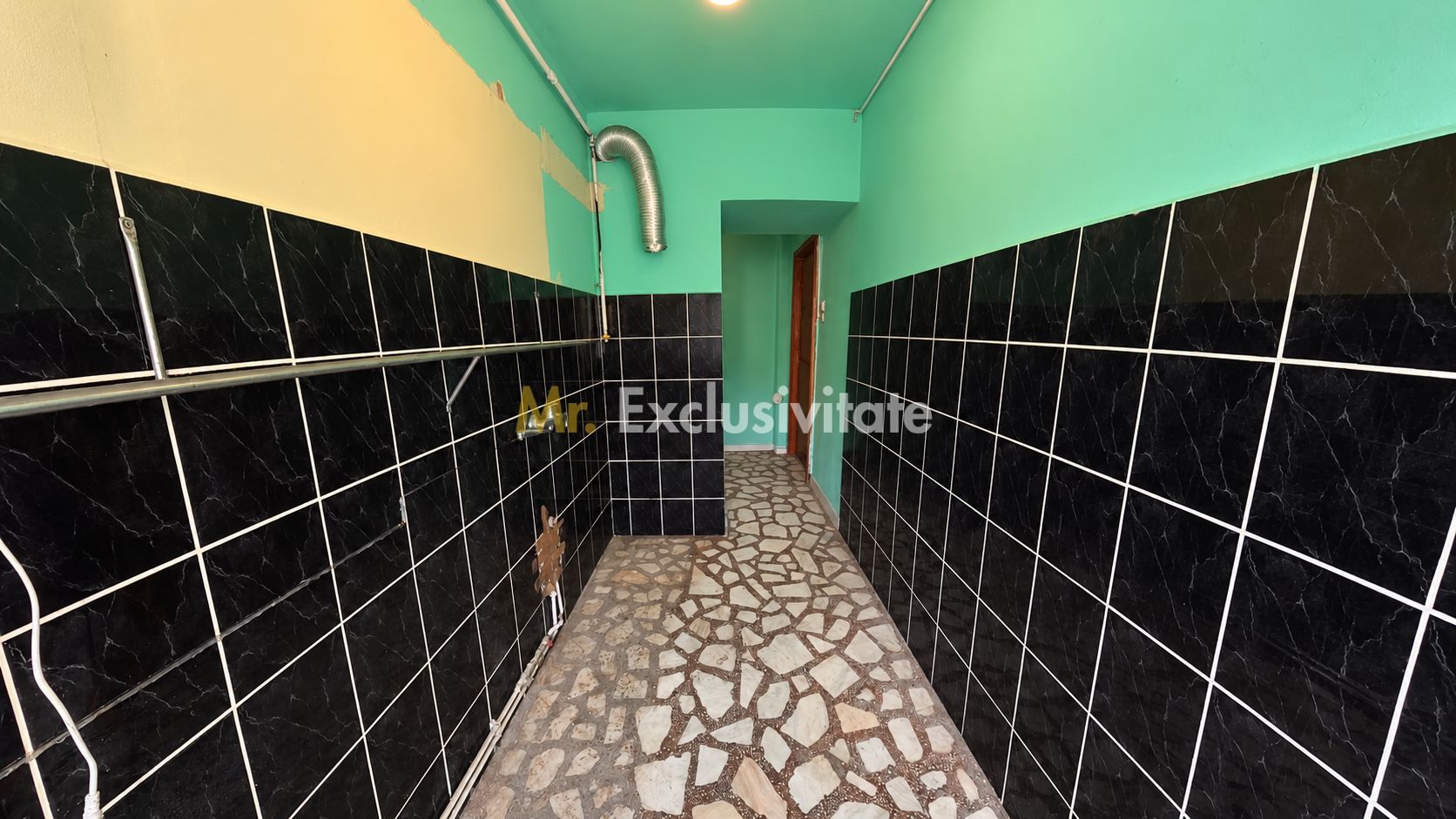 DE VANZARE APARTAMENT 2 CAMERE - imaginea 2