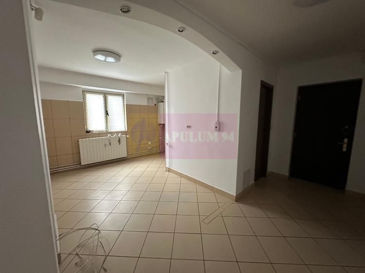 Vanzare apartament 3 camere-Rond Alba Iulia cu Centrala Termica