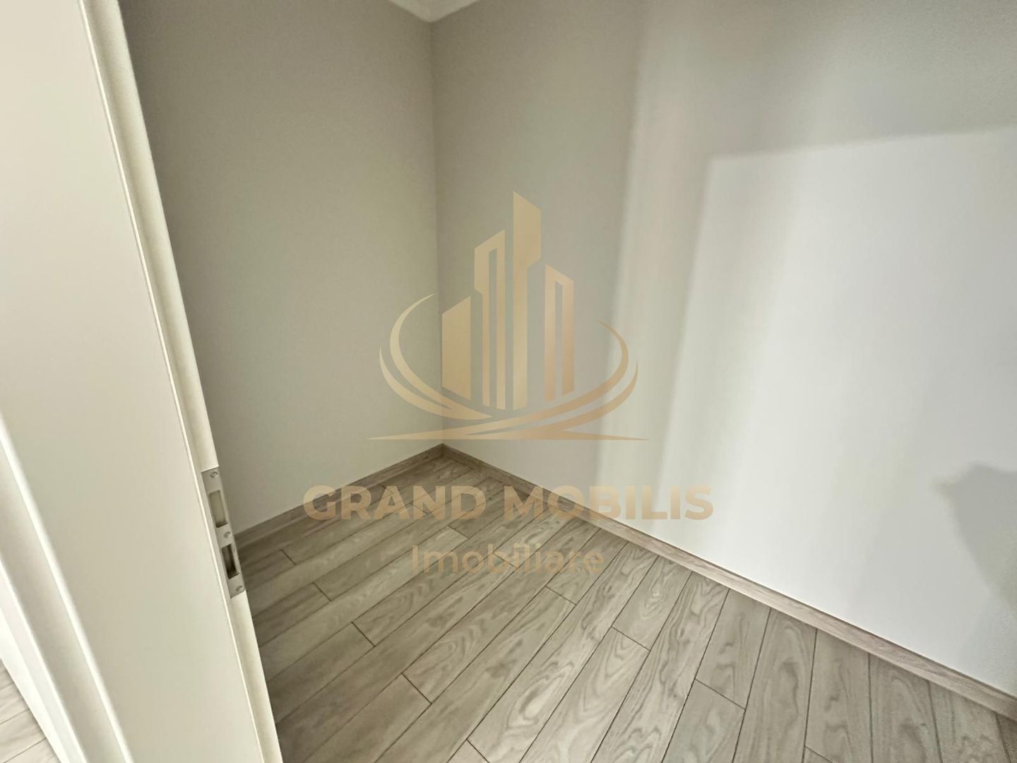 Exclusivitate | Apartament Luxury 2 Camere cu Dressinguri și Loggie - imaginea 6