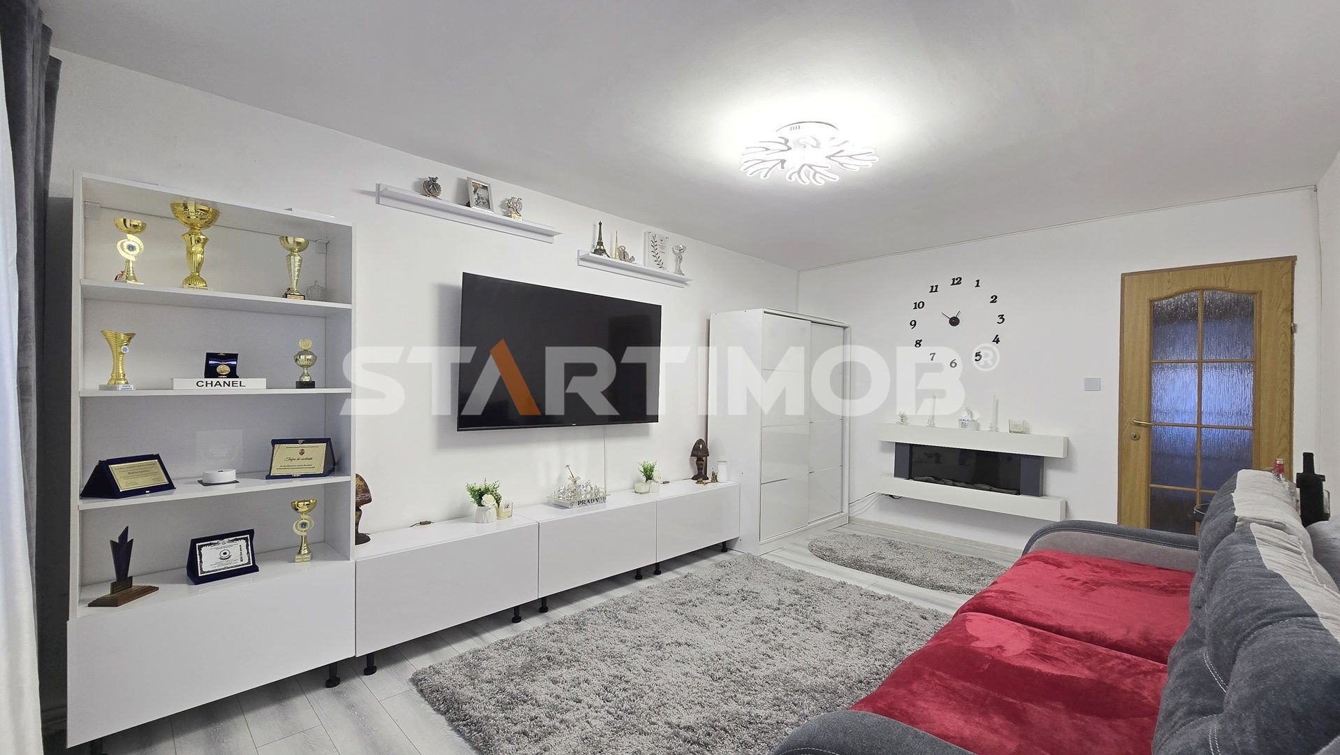 Apartament doua camere decomandat Drumul Cernatului