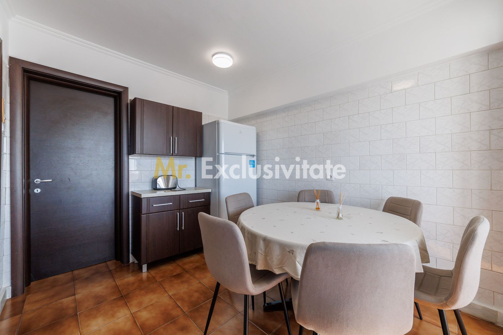 APARTAMENT 3 CAMERE, ULTRACENTRAL - PITEȘTI - imaginea 7