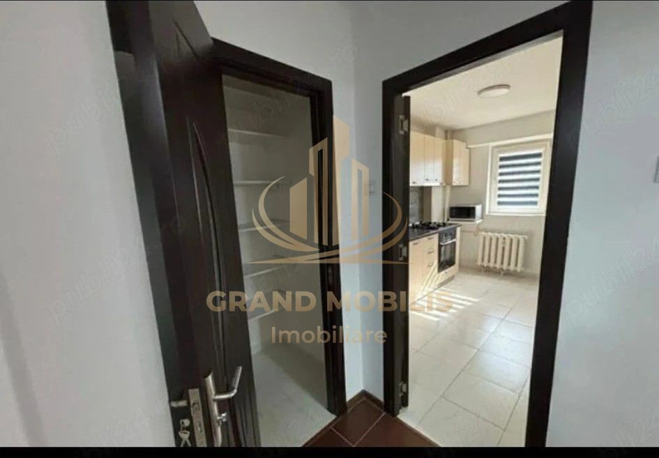 Vand apartament 2 camere - 3 min metrou Aparatorii Patriei - imaginea 7