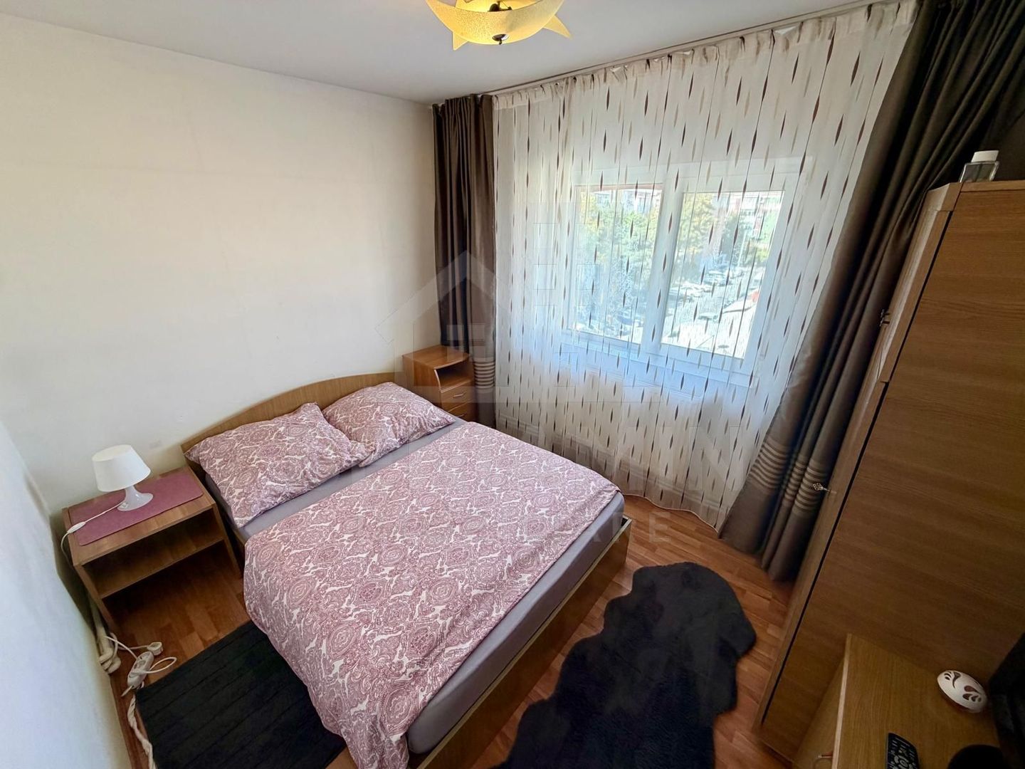 Apartament doua camere - centrala termica - Kaufland Craiovita etaj 3 - imaginea 3