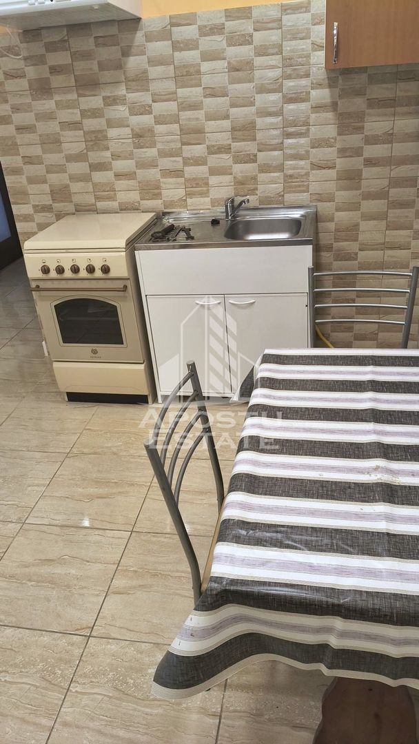 Apartament cu 2 camere de inchiriat la casa in zona Fabric - imaginea 3