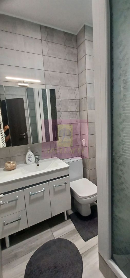 Săbăreni, casă P+1E, 137 mp utili, terasă, CT, pivniță, garaj, asfalt