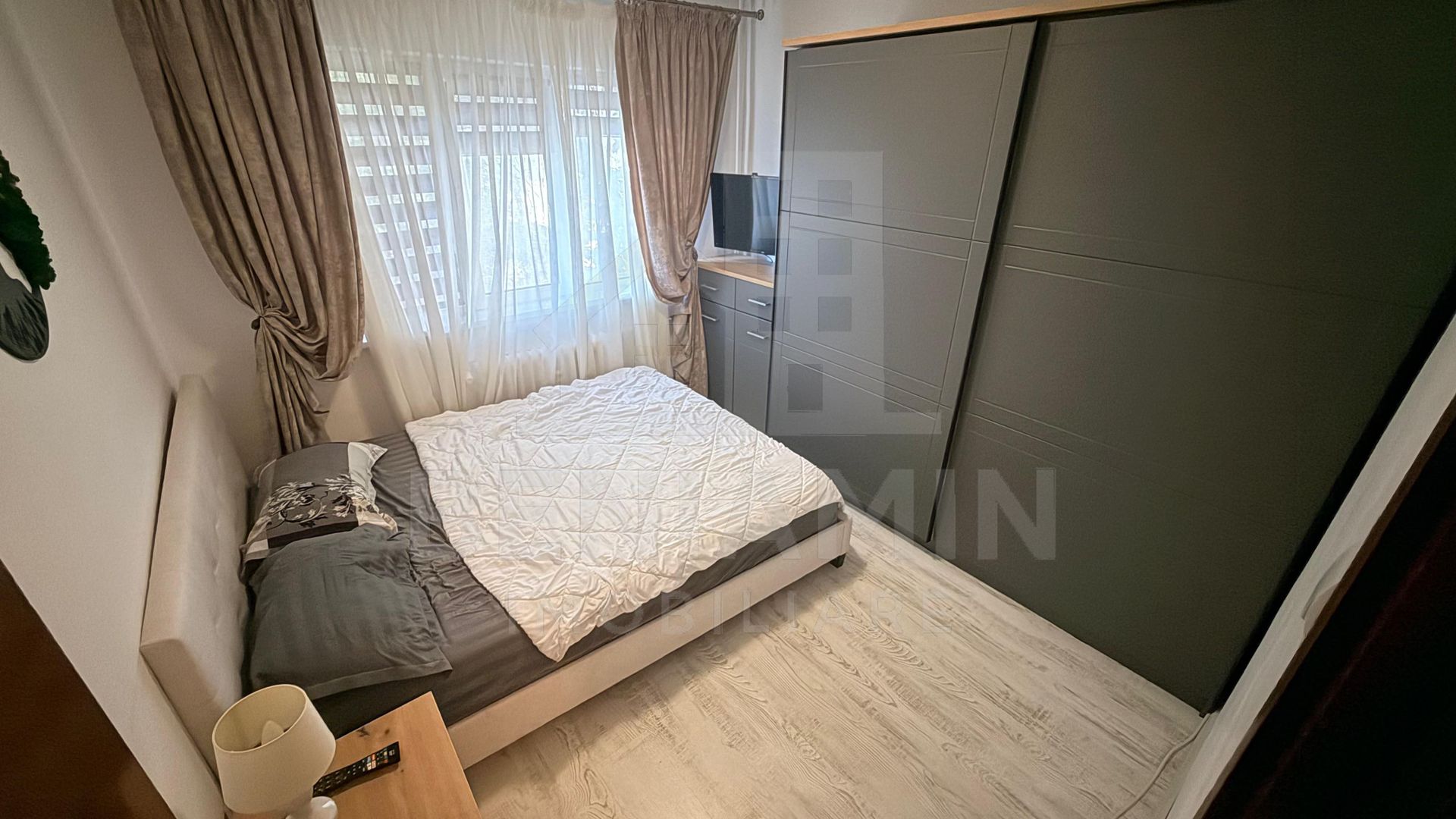 Apartament-Modern-55mp-Lapus-Etajul-2/4-Complet Reconditionat in 2025 - imaginea 3