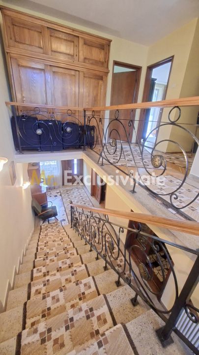 Casa Centrala de vanzare - Strada Rahovei Pitesti - imaginea 8