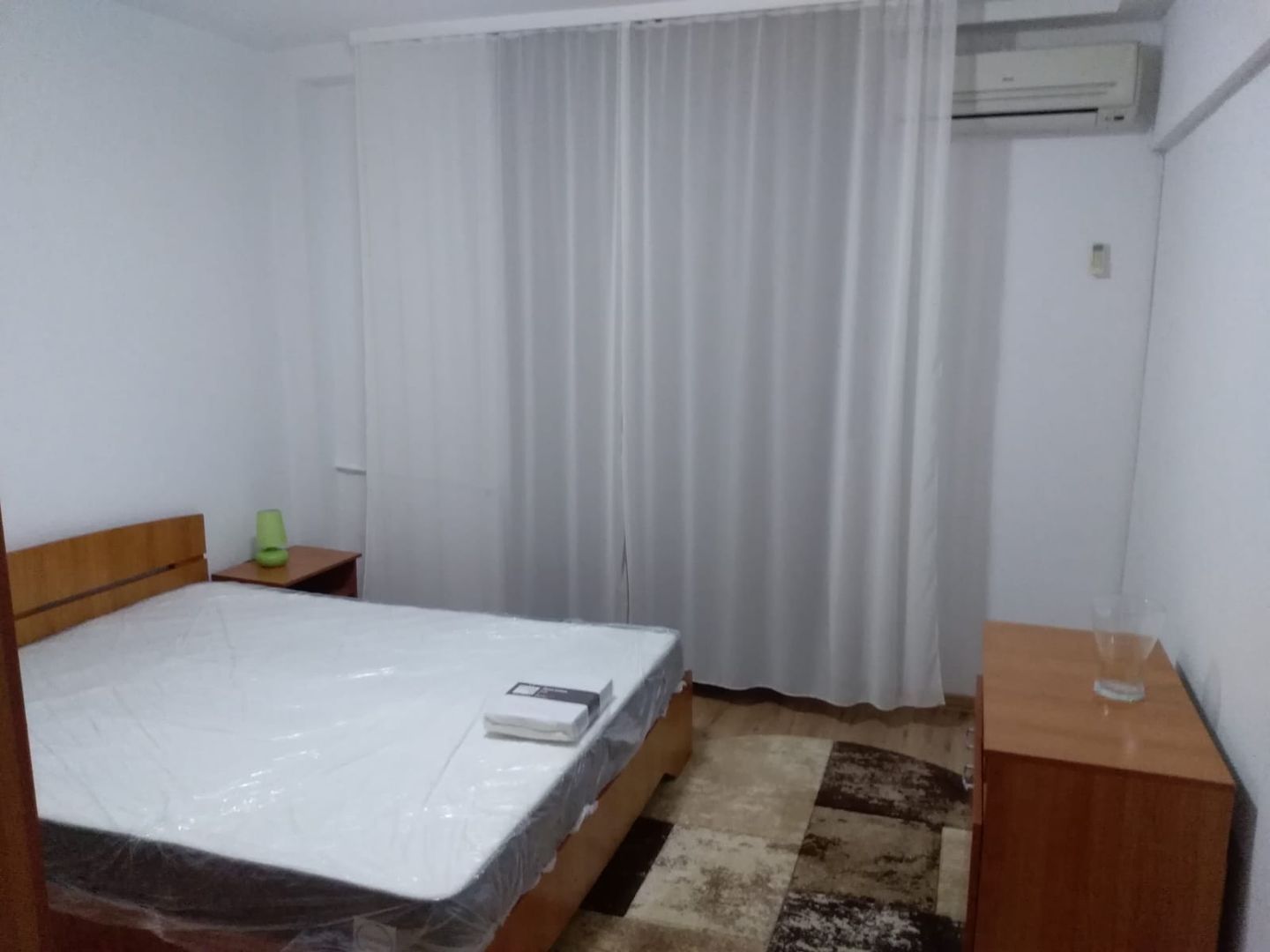 Inchirere apartament Știrbei Vodă, 3 camere decomandat
