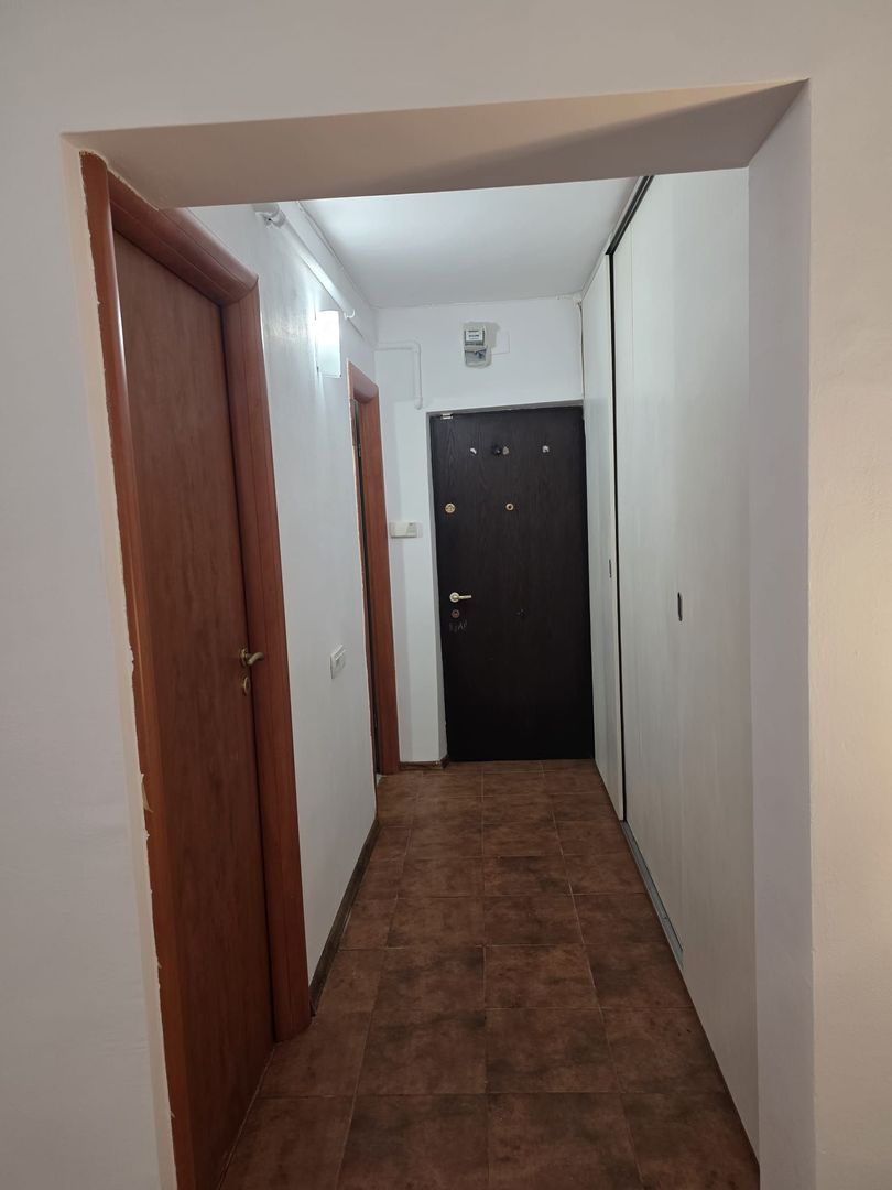 De Vanzare Garsoniera Zona Obor - imaginea 8