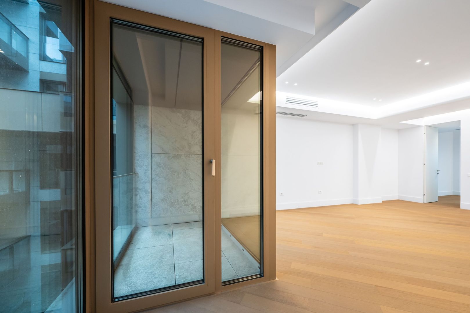 CORTINA 126 | Vedere dubla | 2,700 Eur/mpc [+21% TVA] ULTRALUX - imaginea 5
