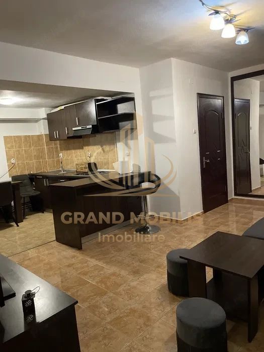 Apartament 3 camere Medicina - imaginea 8