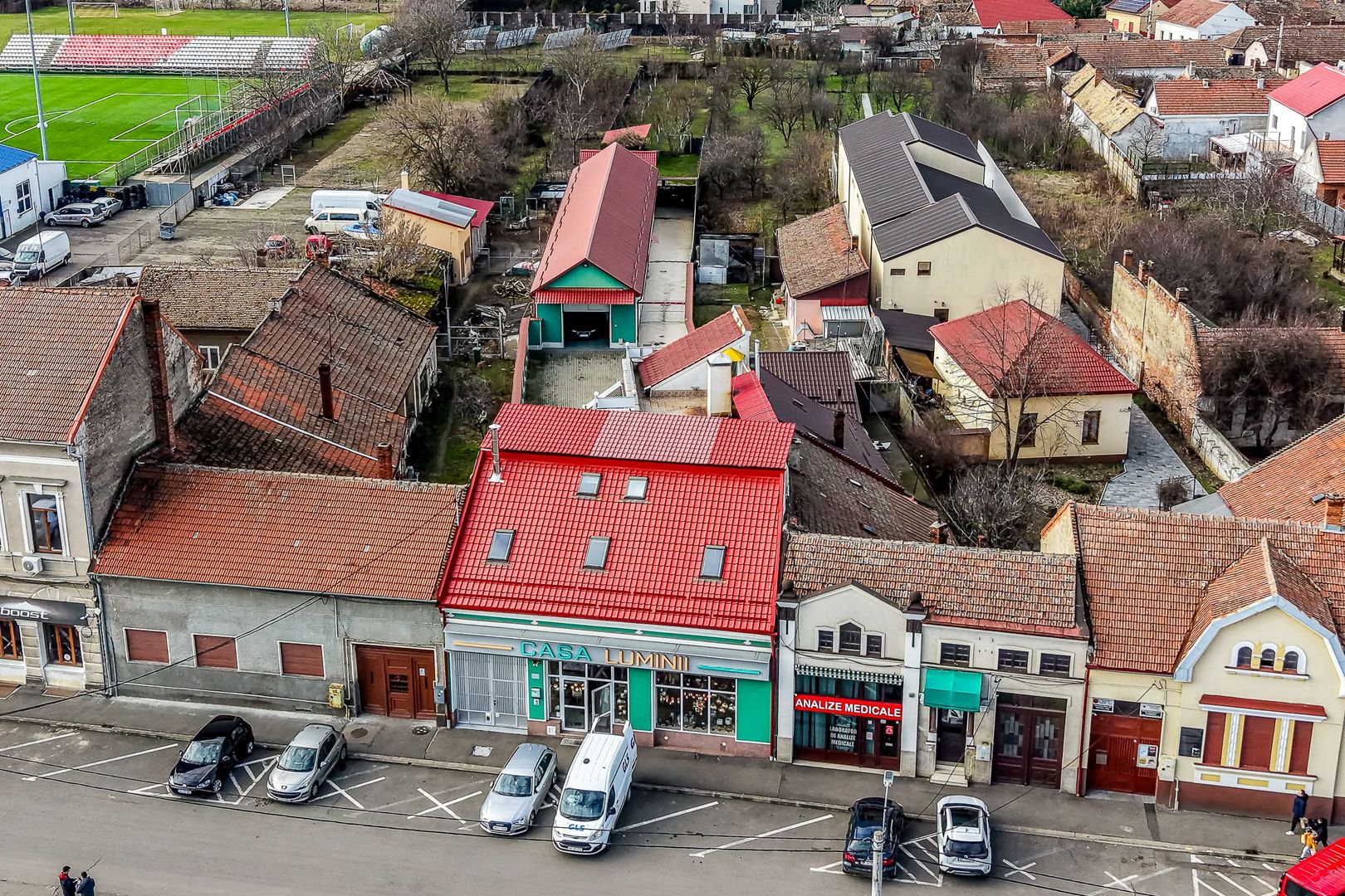 Investiție în Aradul Nou – spațiu comercial,  hala, si un penthouse