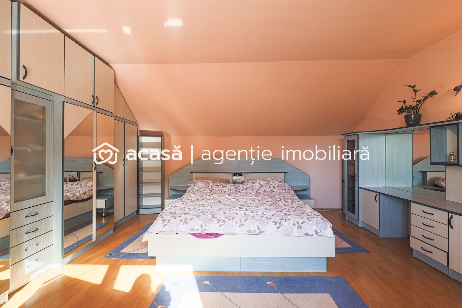 Imagine 5 - Vilă cu 6 camere în zona rezidențială - Poltura