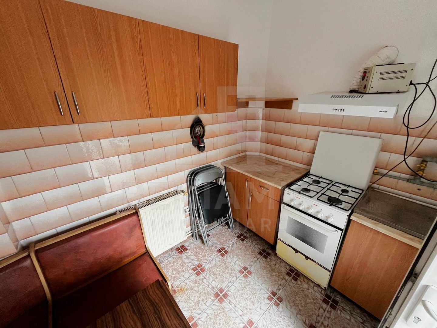Casa 63mp- 2 Camere-Curte 65mp- Centrala Termica-AC-Zona Autogara - imaginea 6