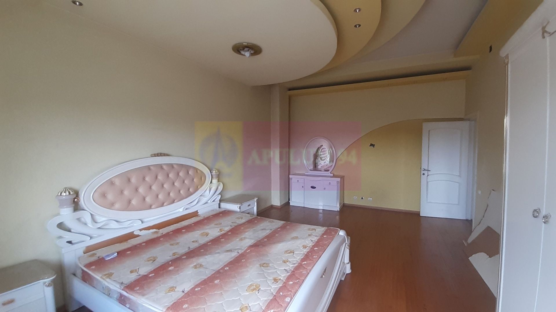 Vilă Mare în Voluntari