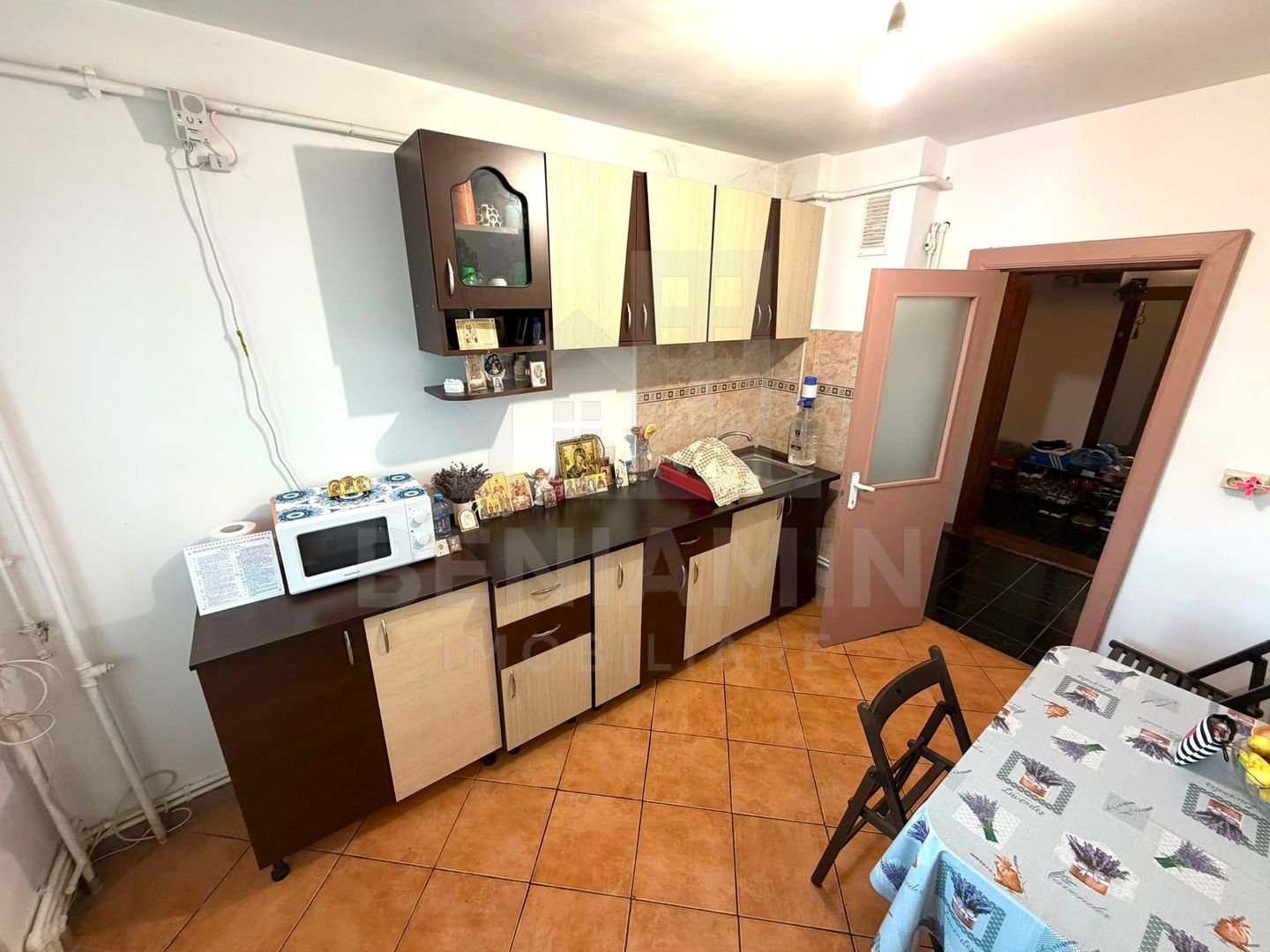 3 camere decomandat etaj 2 - Ciuperca - 74mp - centrala termica - imaginea 6