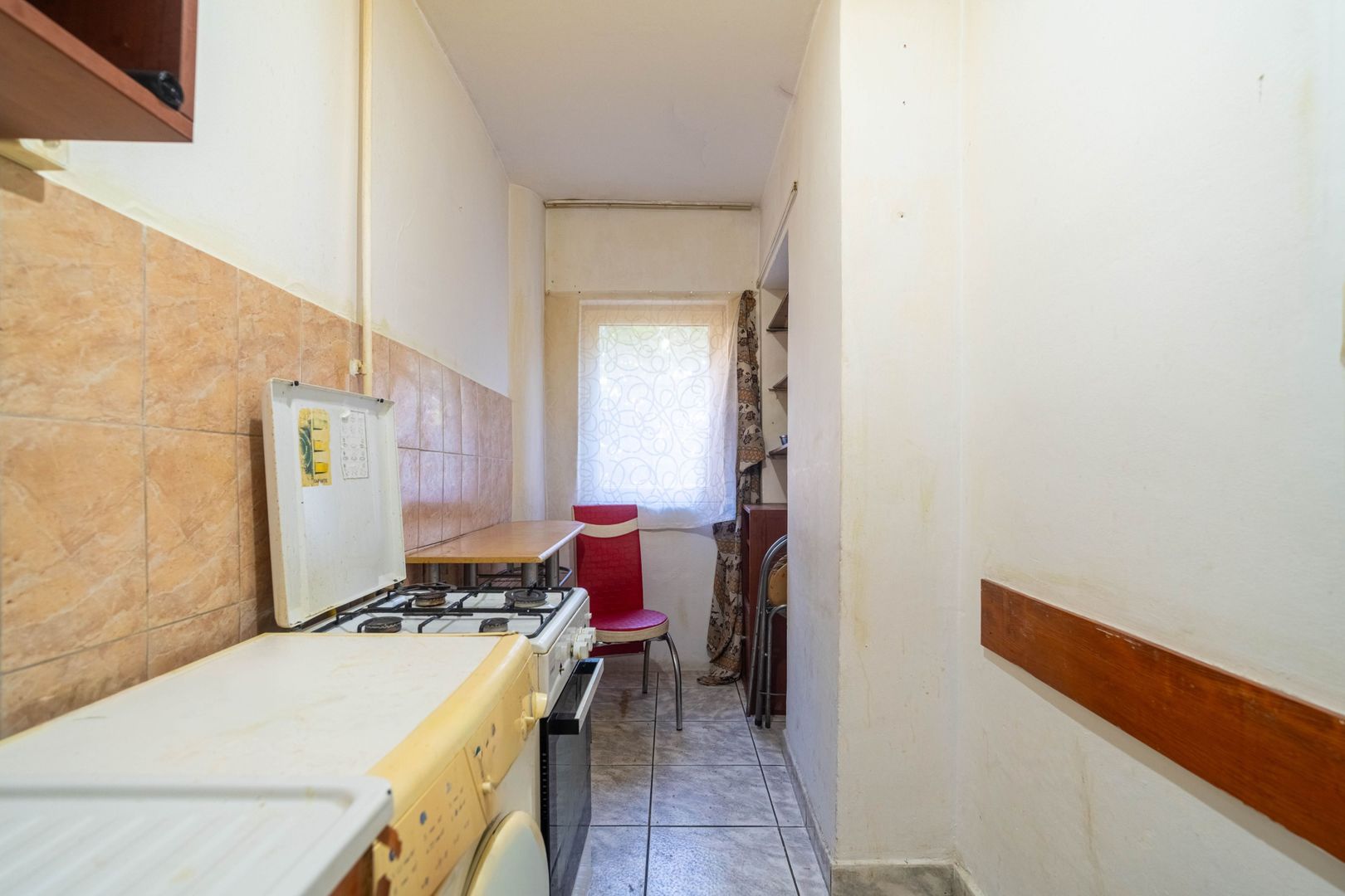 Imagine 4 - Apartament 1 camera - UTA - etaj 2 - COMISION 0