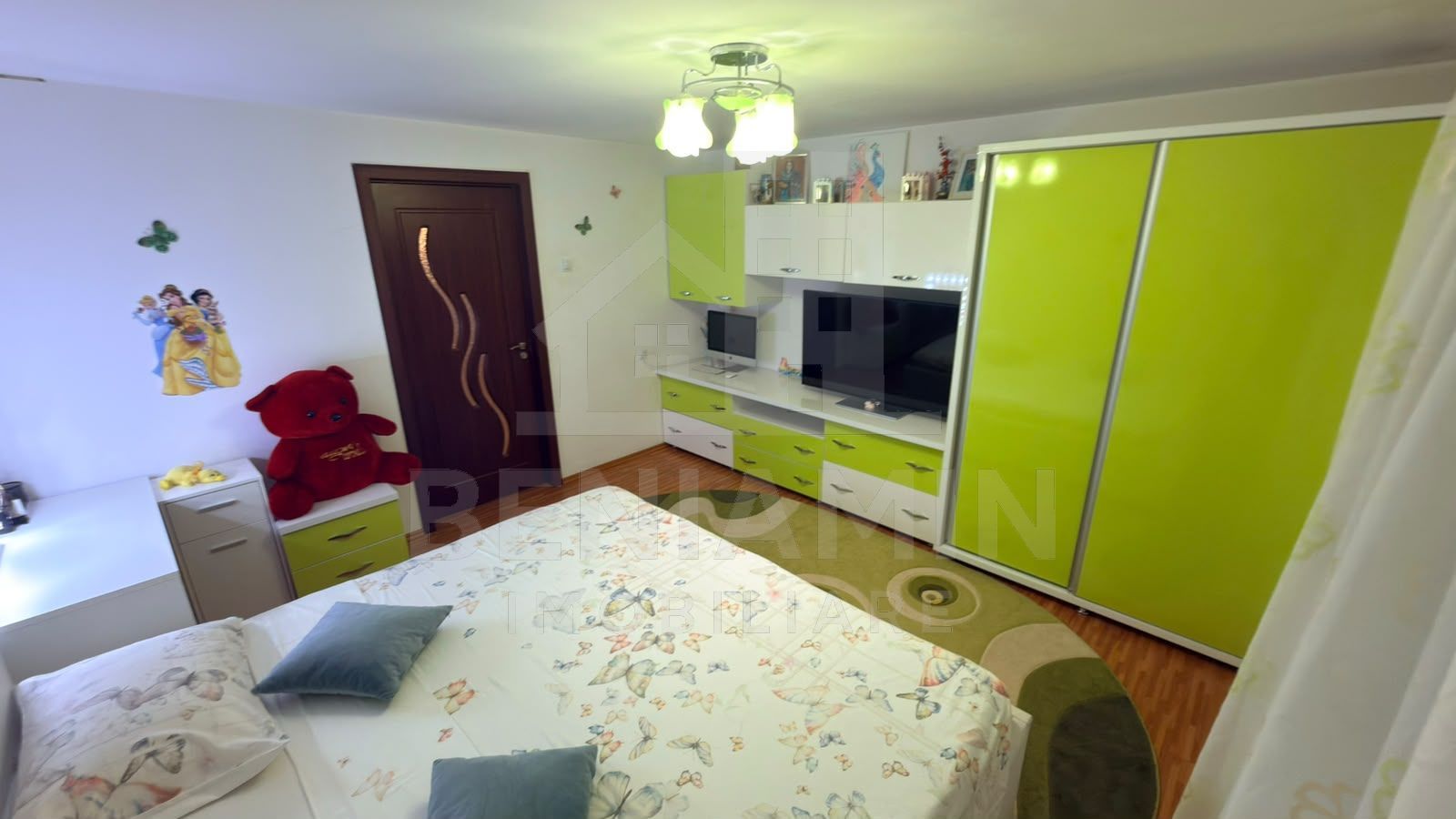 Vila-Premium-8-Camere-Teren-800mp-Panouri-6kw-Magazin-Inclus - imaginea 5