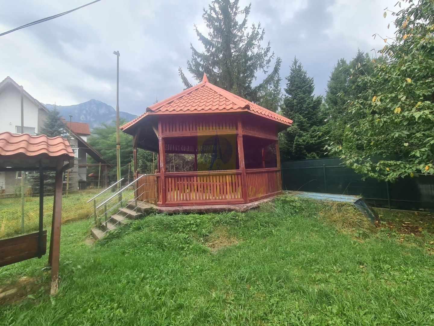 Complex turistic de vanzare in Busteni - Zona Piatra Arsa