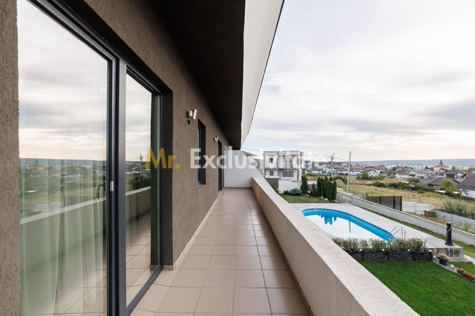 Casa moderna, constructie solida -view panoramic -Mioveni-Arges! - imaginea 17
