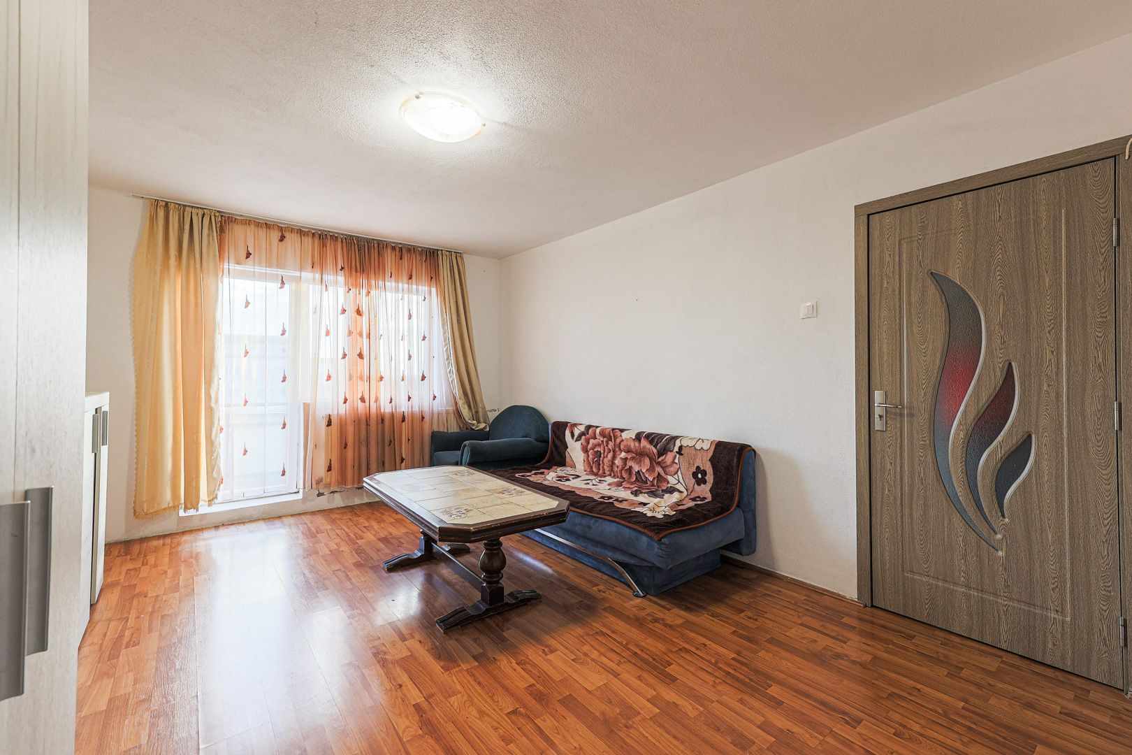 Apartament cu 3 camere, Aradul Nou - complet mobilat