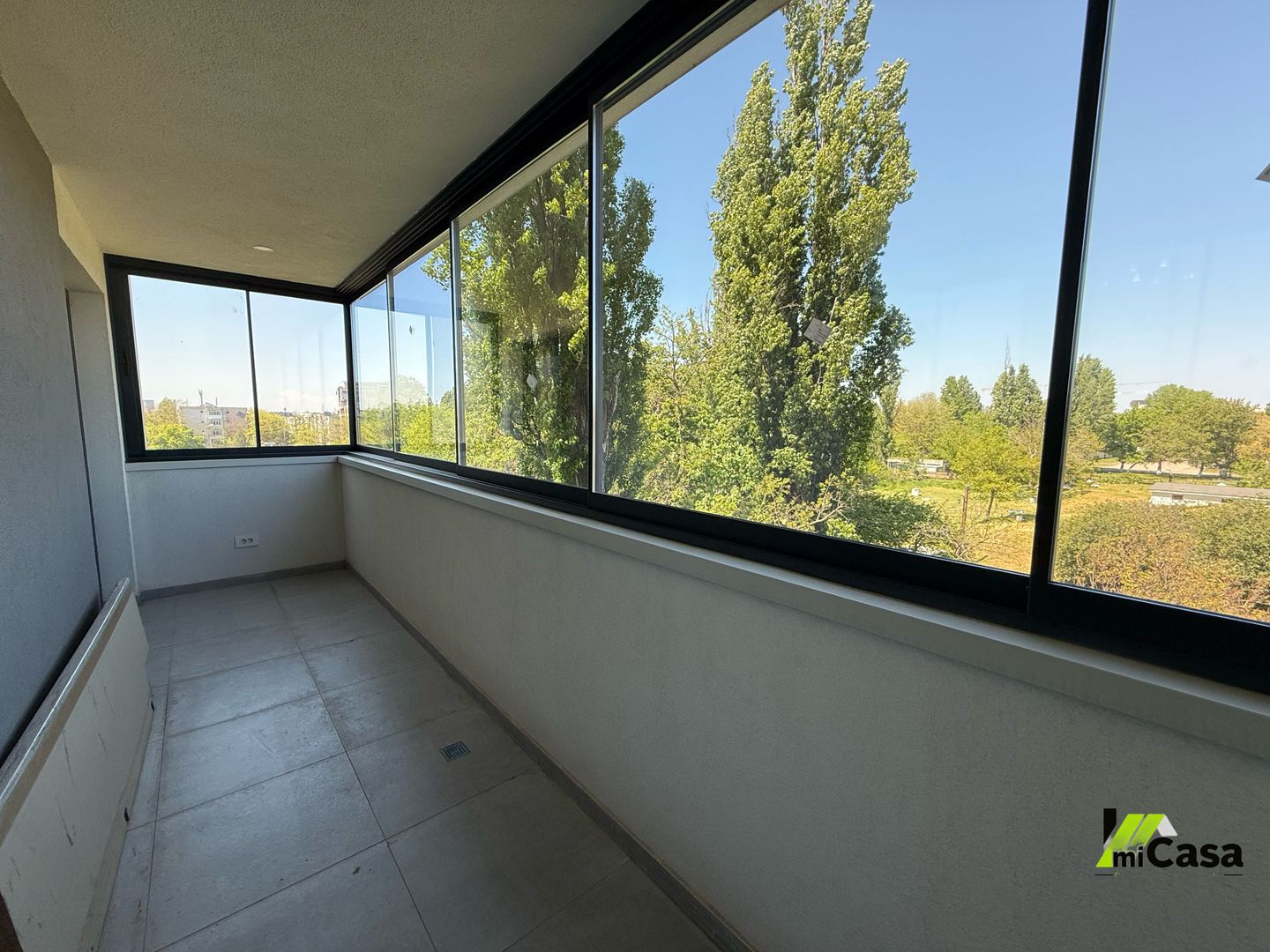 3 camere, Flamingo Luxury 2 - imaginea 6