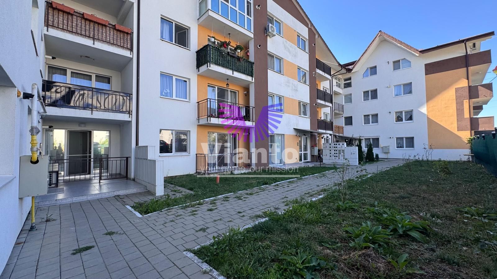 Apartament 2 Camere Utilat si Mobilat -Balcon si Parcare - Cartier Arhitectilor