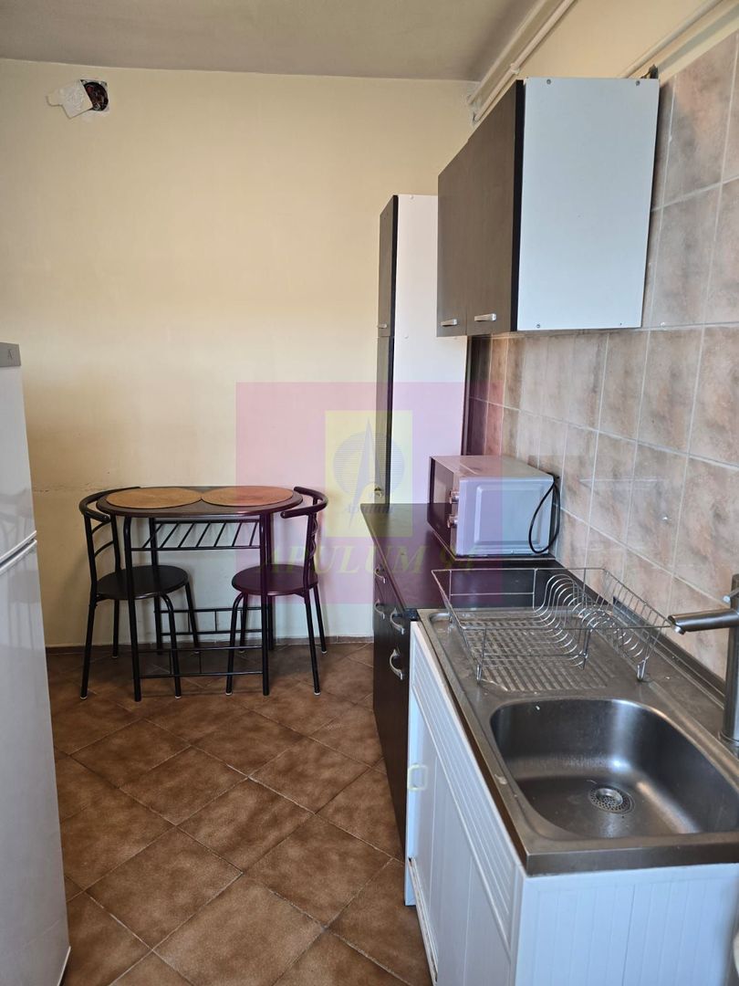 Vanzare apartament 2 camere bd Decebal stradal, parking - imaginea 6