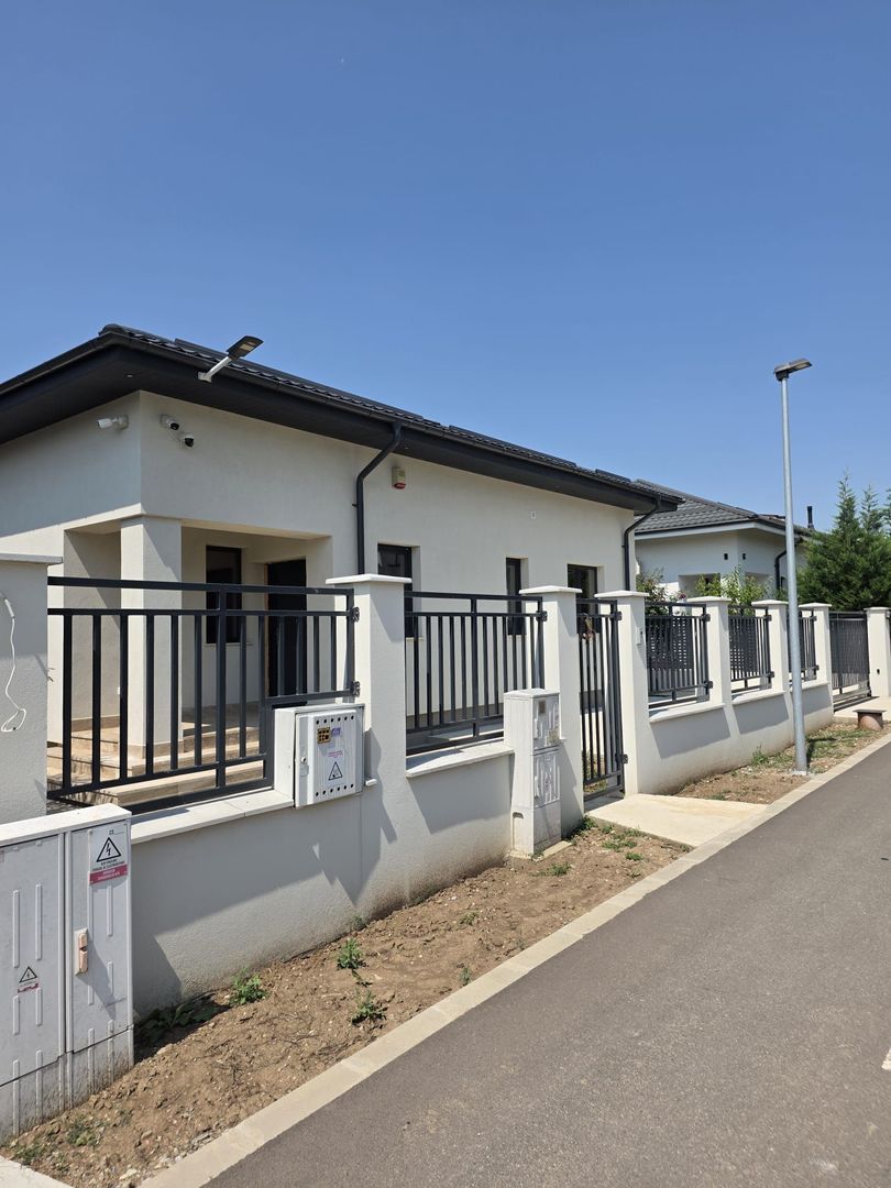 Vanzare casa Buftea - imaginea 4