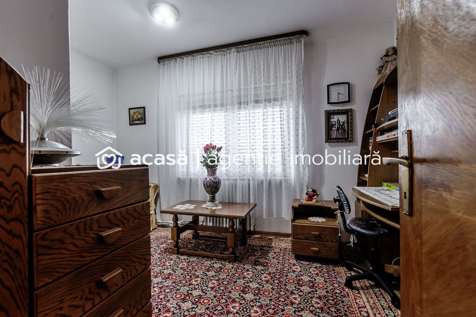 Imagine 9 - Casă din cărămidă cu 8 camere – zonă liniștită, LIPOVA
