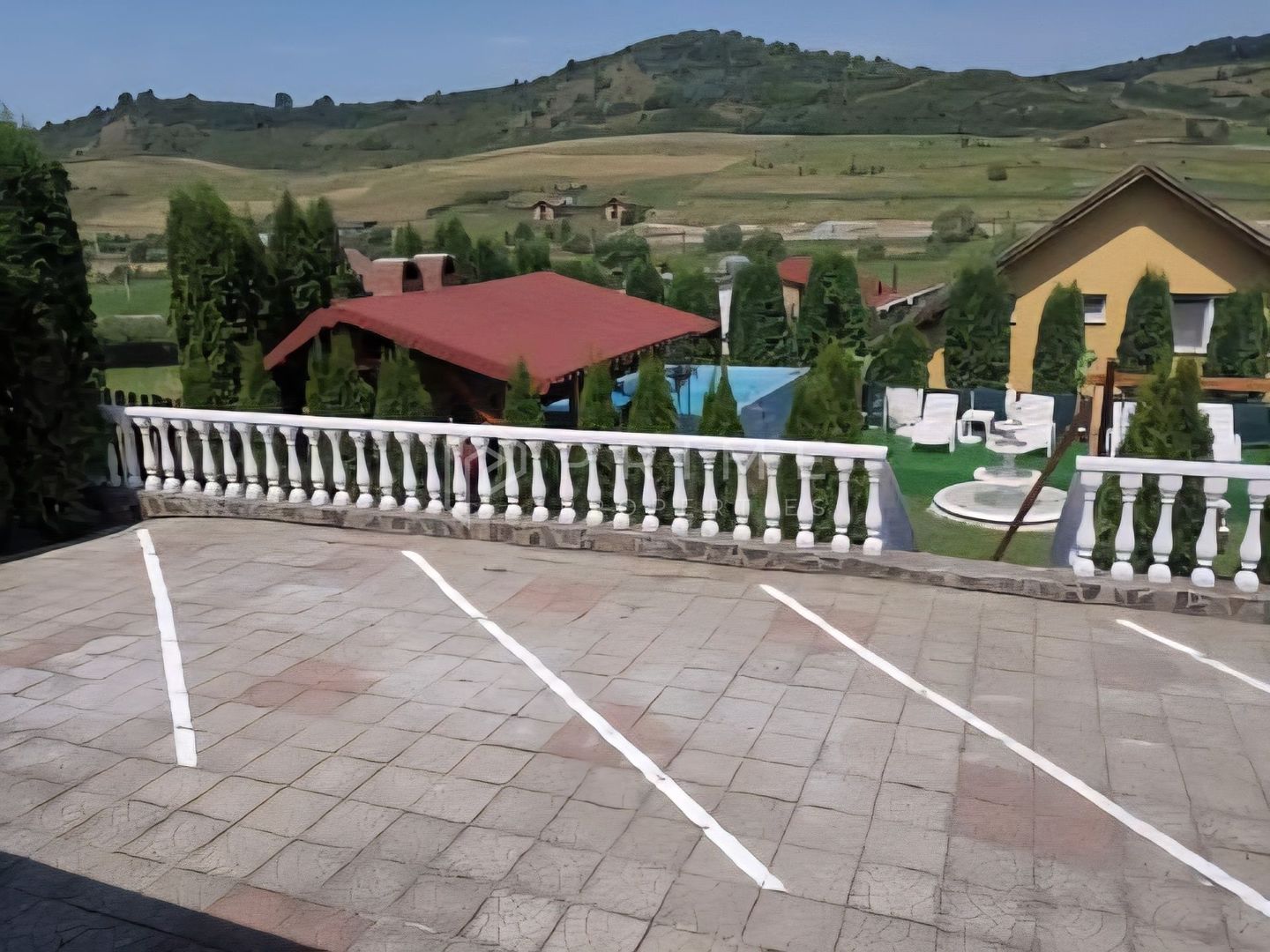 Casă individuală 310mp utili, 8 camere, piscină - imaginea 24