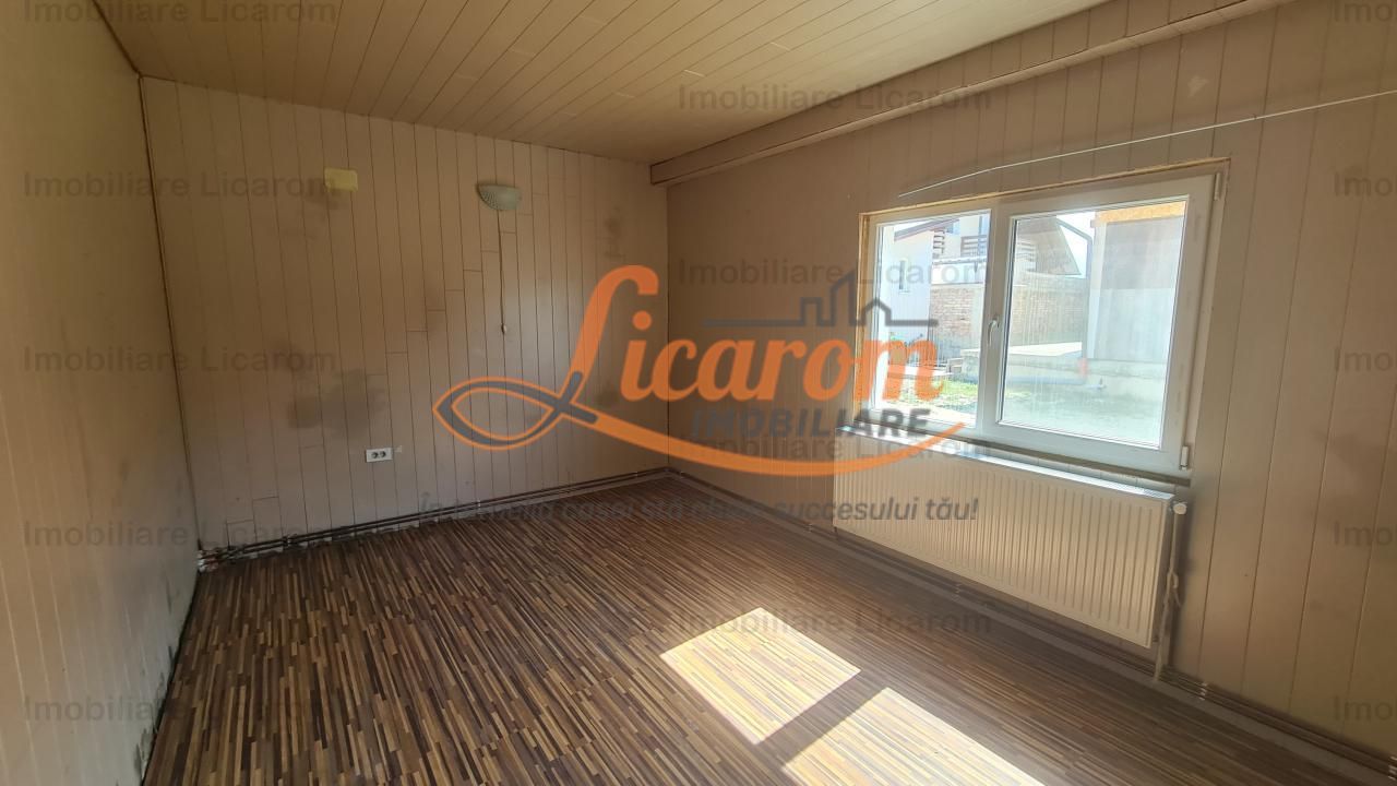 Proprietate in Cristian cu trei constructii+o fundatie,450000euro - imaginea 28