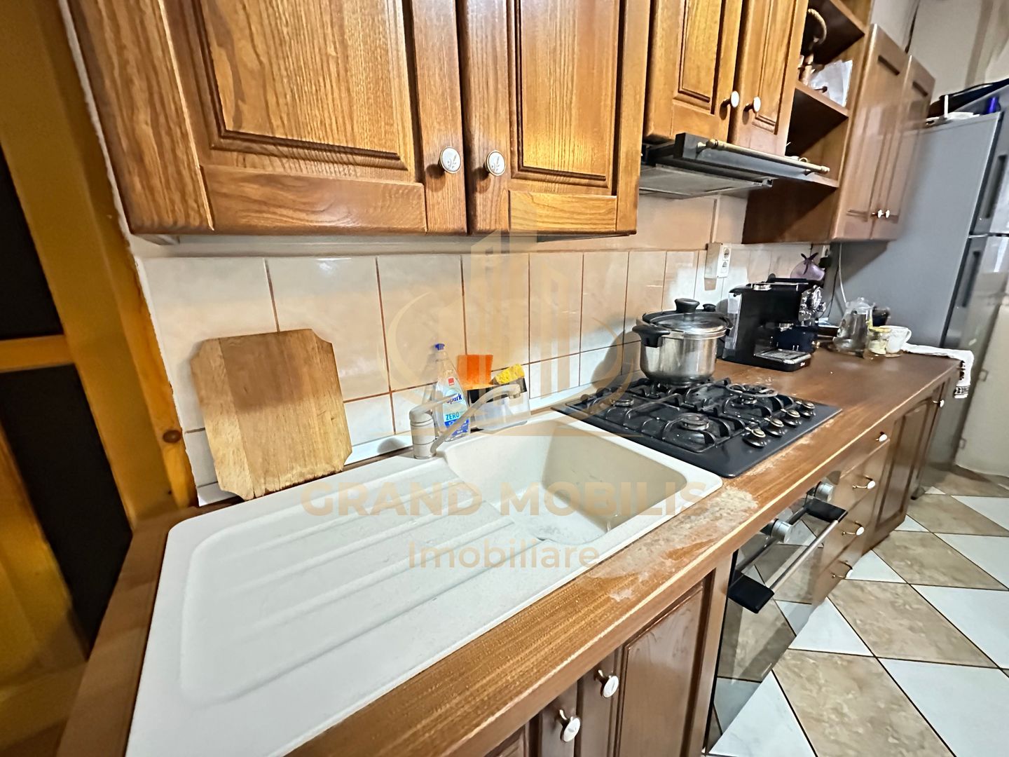 Casă 160 mp + atelier 200 mp + anexă + teren 1.000 mp | Exclusivitate - imaginea 10
