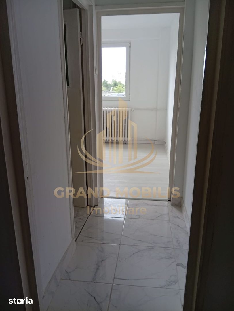 Apartament 2 camere decomandat, renovat - imaginea 11