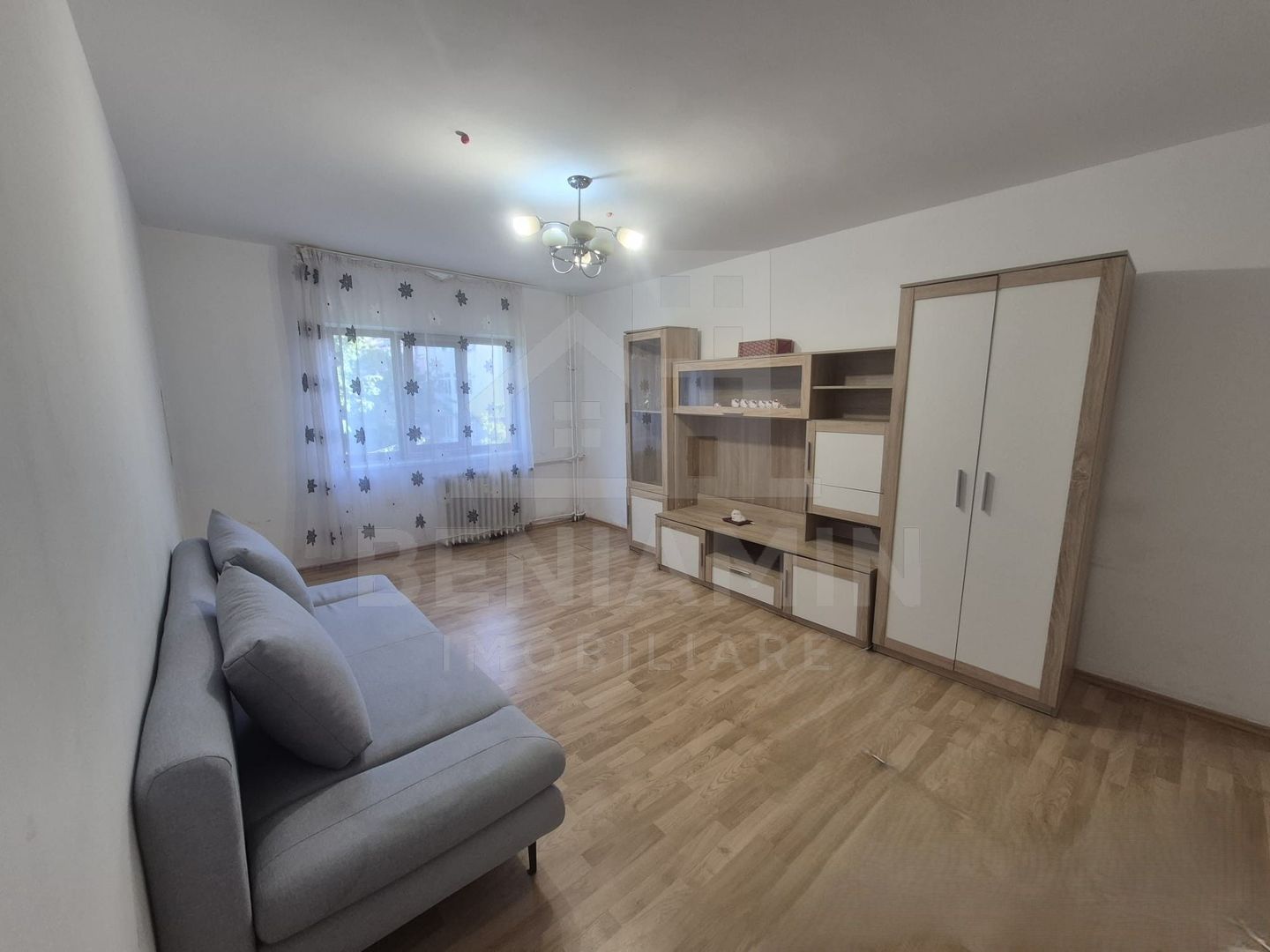 2Decomandate-52mp-Etaj3- Aer Conditionat - Lapus -Intim-Electroputere