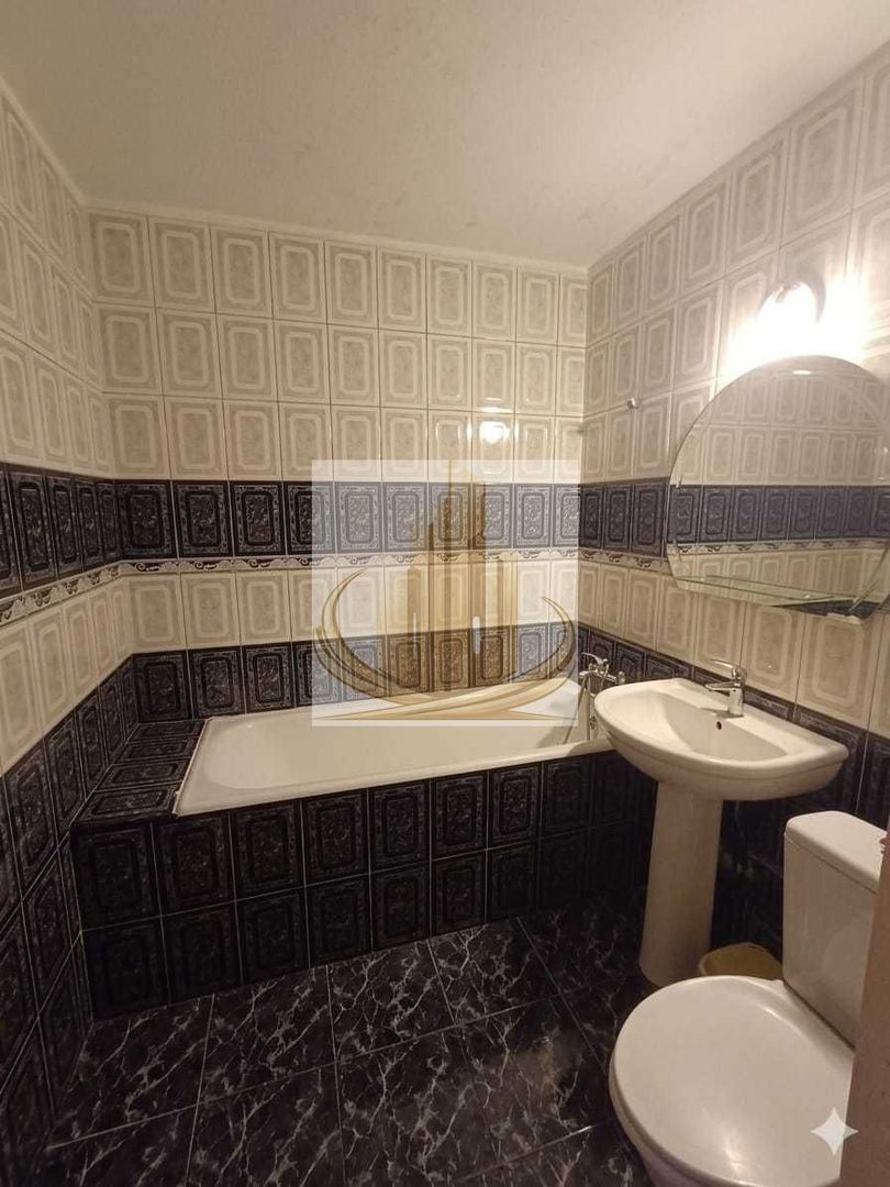Vand apartament 3 camere doua bai, doua balcoane - imaginea 5