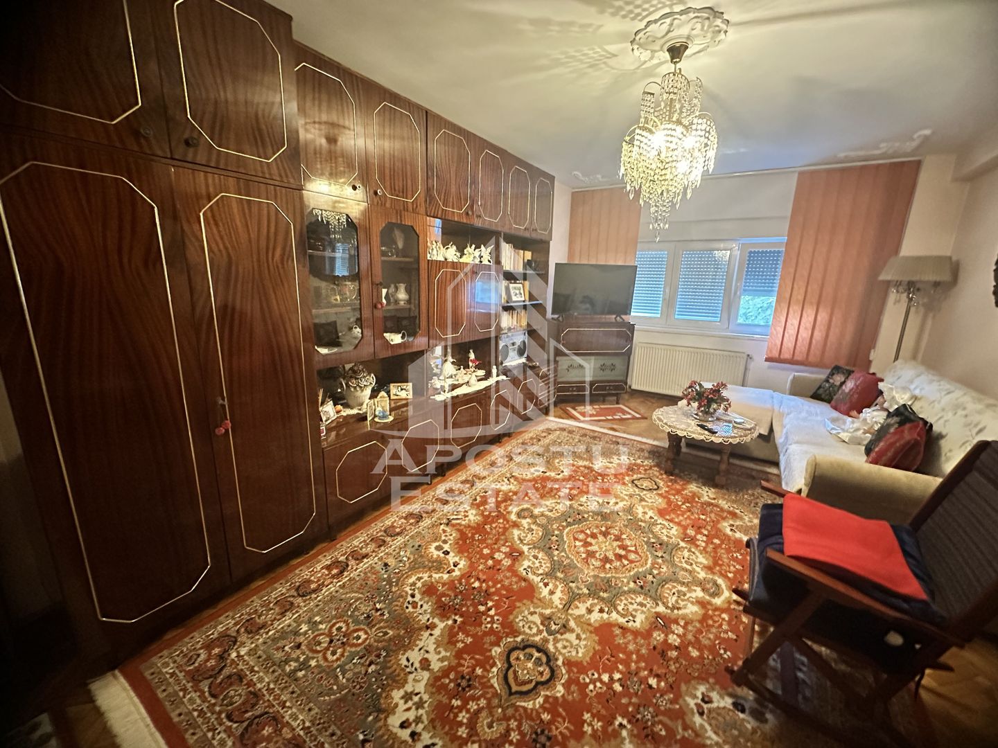 Apartament de vanzare cu 3 camere, 2 bai, 76mp, zona Spitalul Judetean - imaginea 4