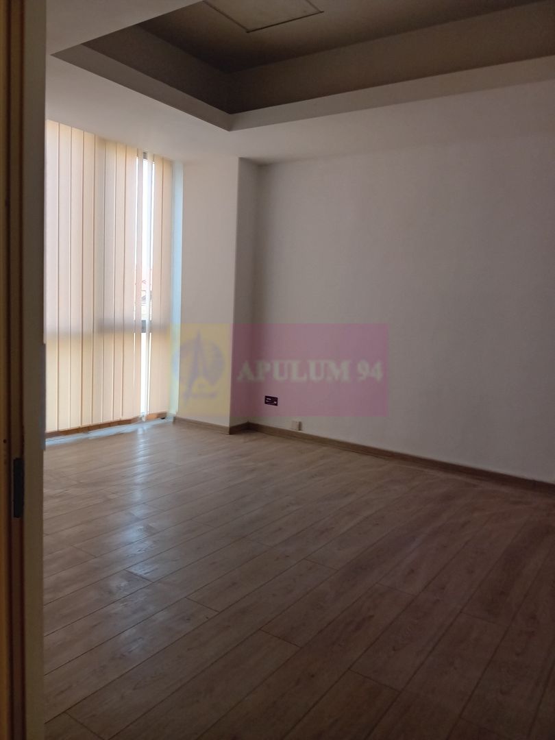 Birou open‑space 90 mp lângă Mall Prosper
