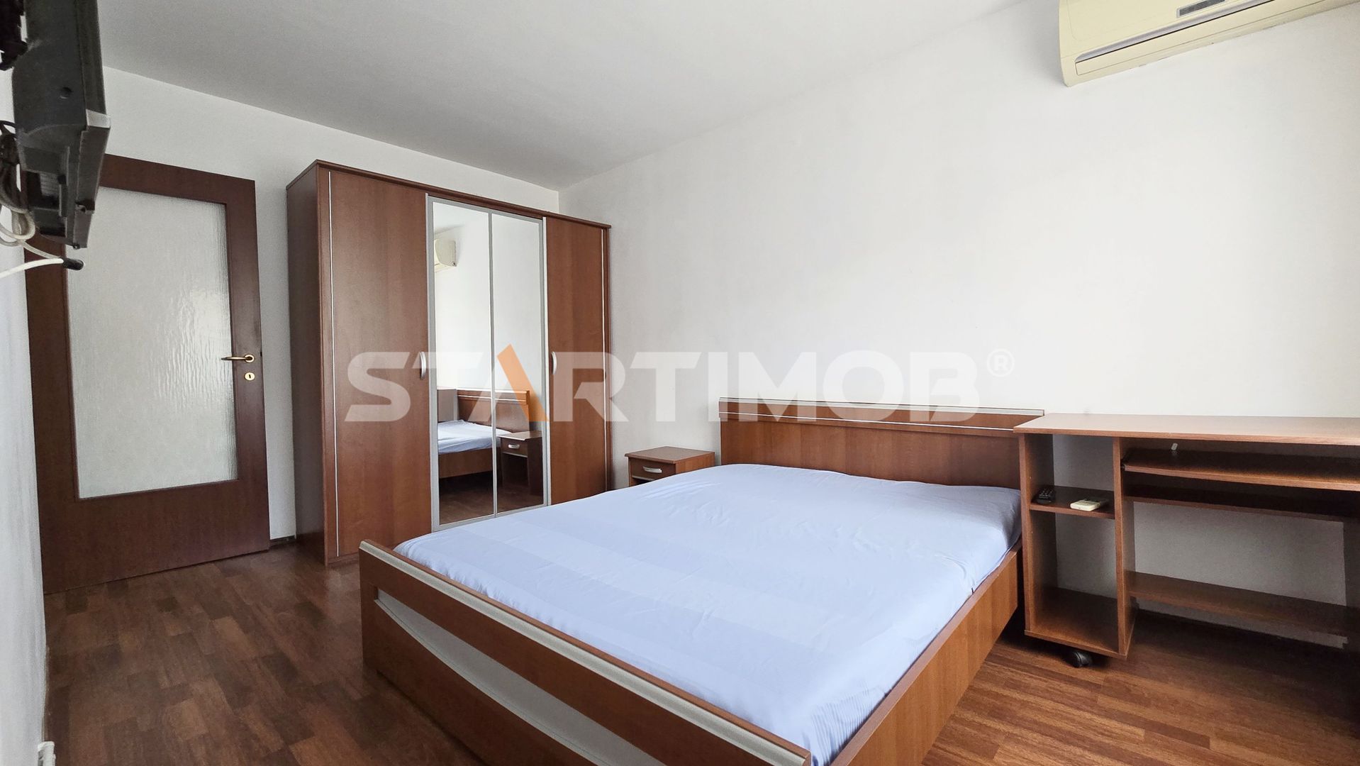 Apartament 2 camere cu parcare