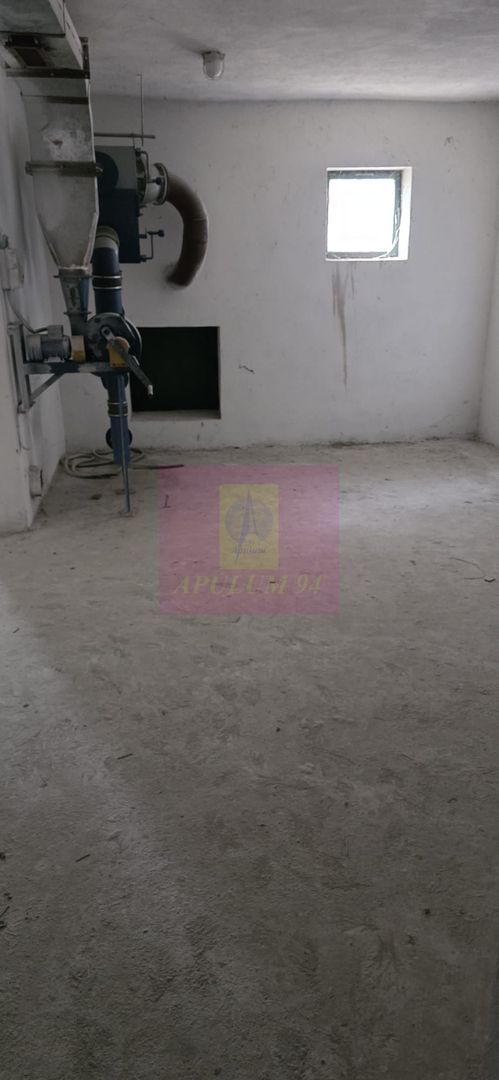 Apartamnet cu 2 cmere de vanzare in Campina - imaginea 18