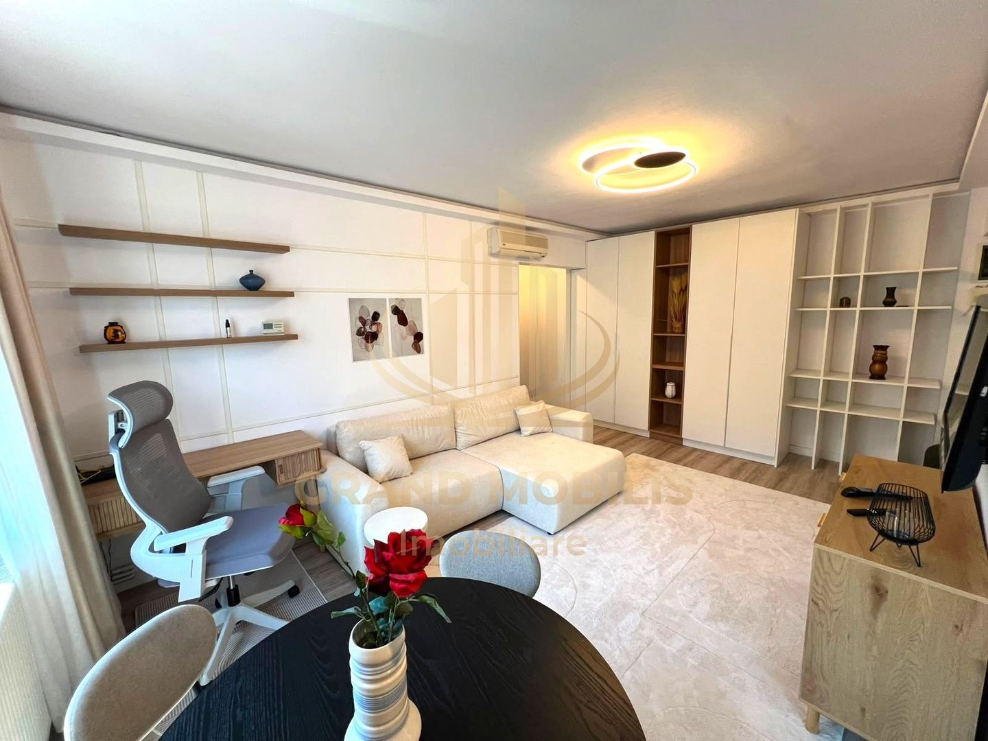 Apartament 2 cam ultracentral, renovat integral – Piața Victoriei - imaginea 3