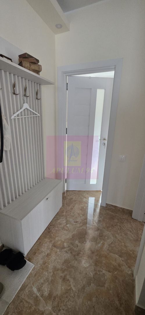 Apartament 2 camere, etaj 2, de vanzare in Busteni